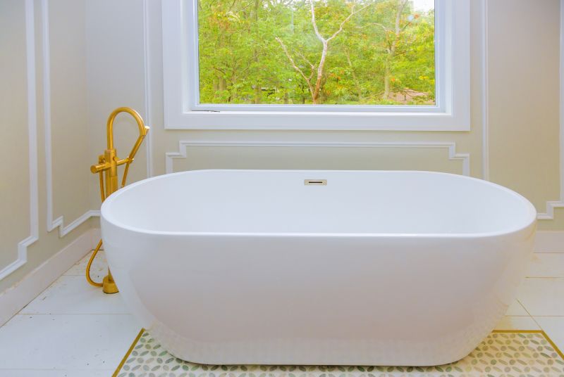 Spa-style Bathtub