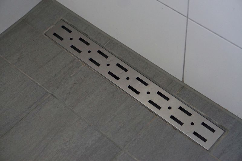 Linear Drain and Minimalist Design